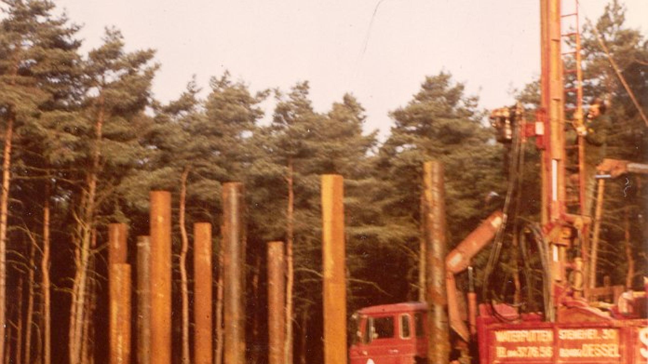 Standpipes for drilling frost pipes