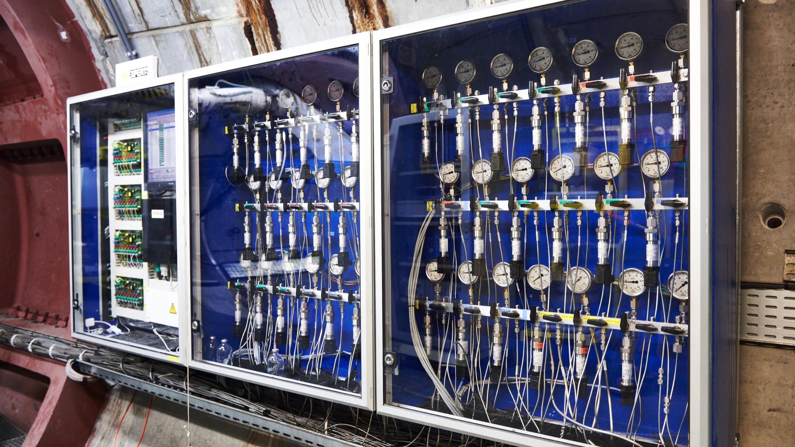 monitoring kast